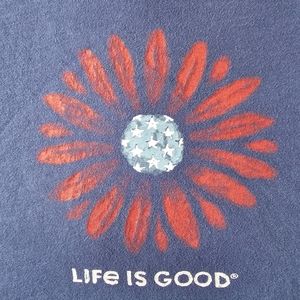 Women's Life is Good t-shirt, sz L, blue, w/ red, white, blue daisy  on front